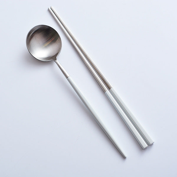 Stainless steel cutlery set