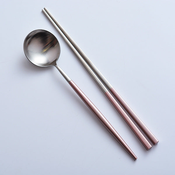 Stainless steel cutlery set