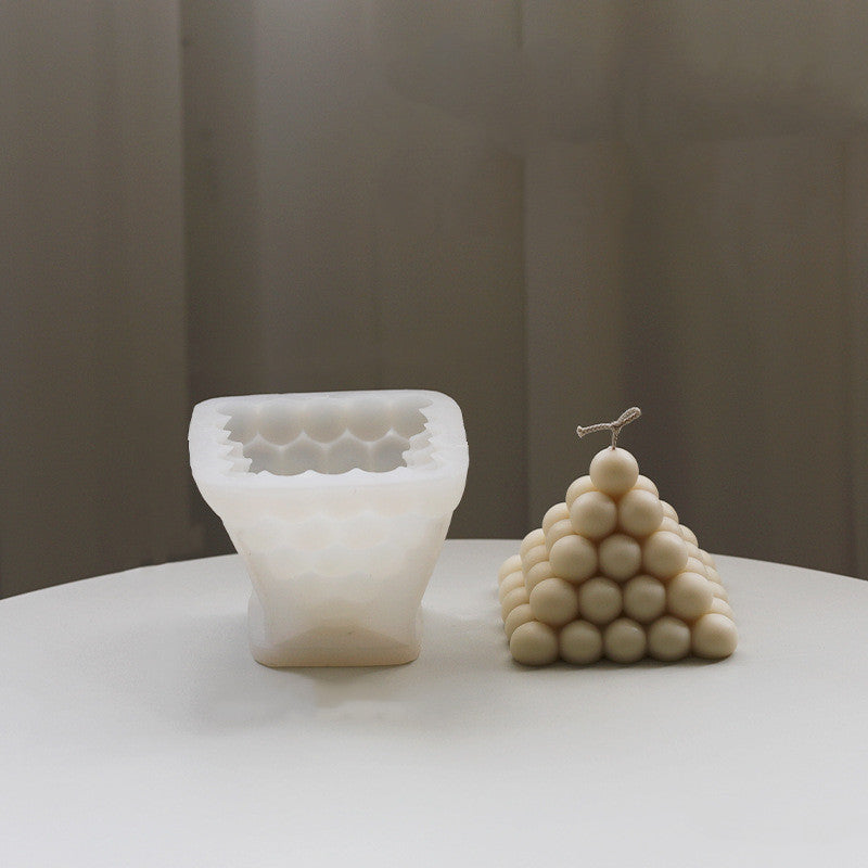 Creative Geometric Shapes Of Candle Molds